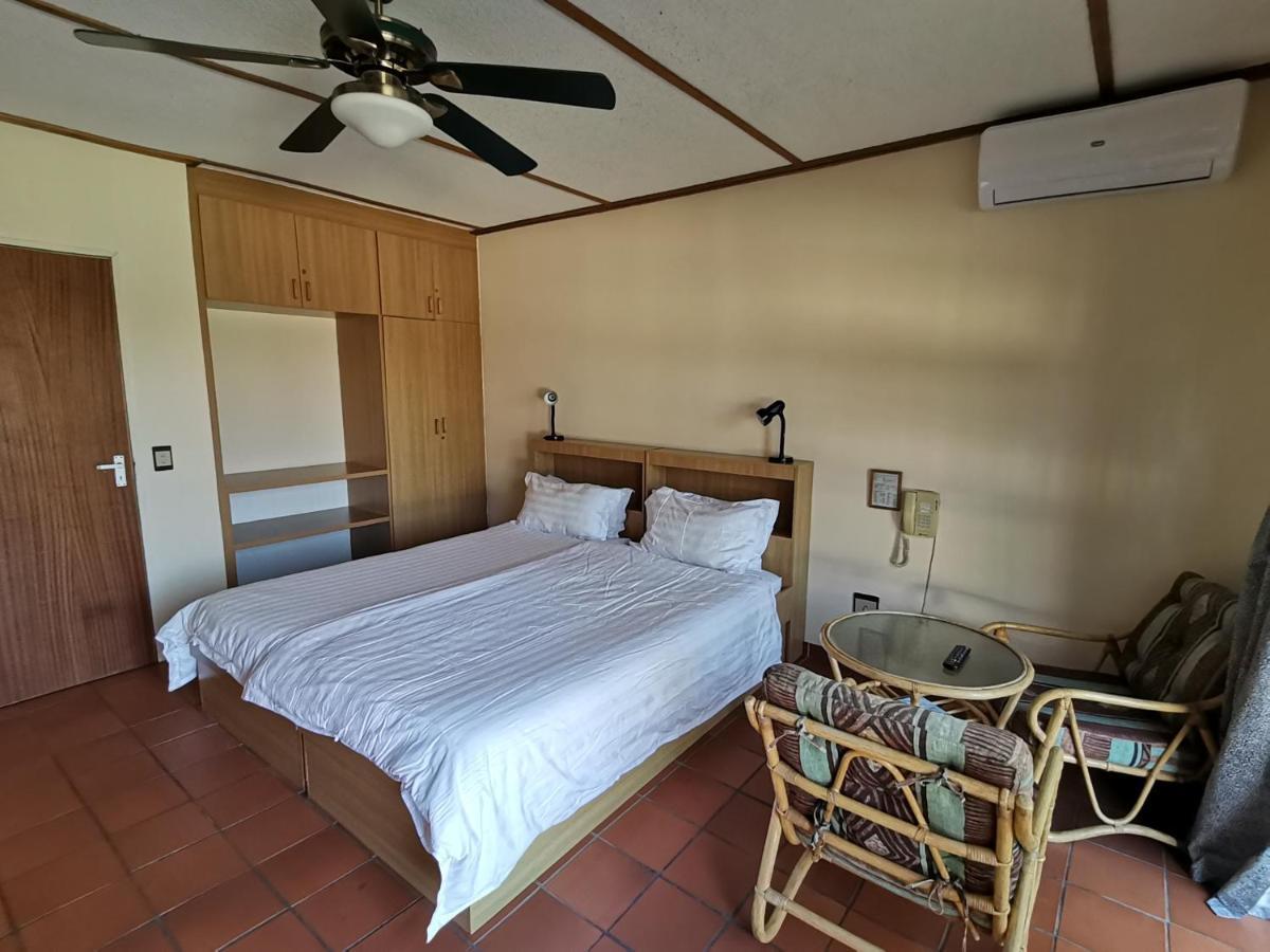 Onganga Hotel Pension Windhoek Eksteriør bilde