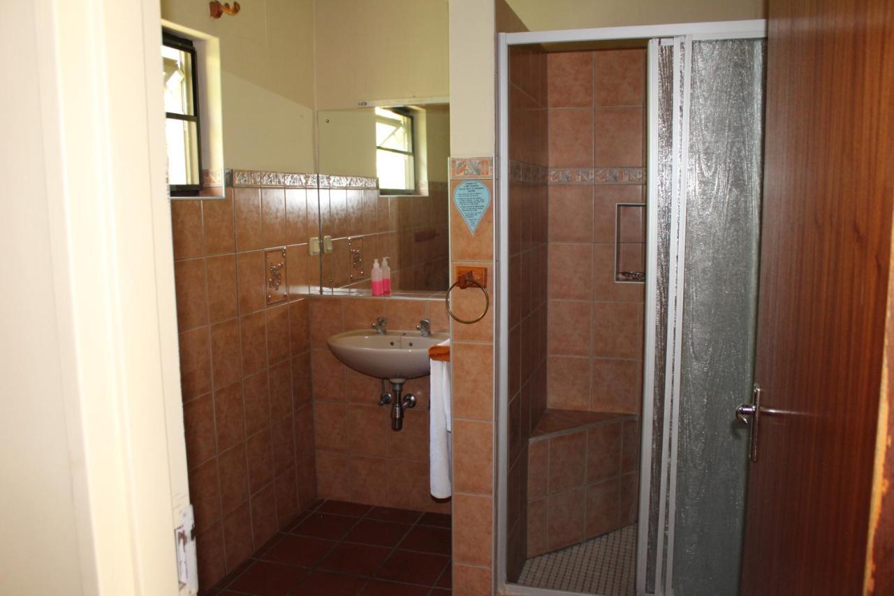 Onganga Hotel Pension Windhoek Eksteriør bilde