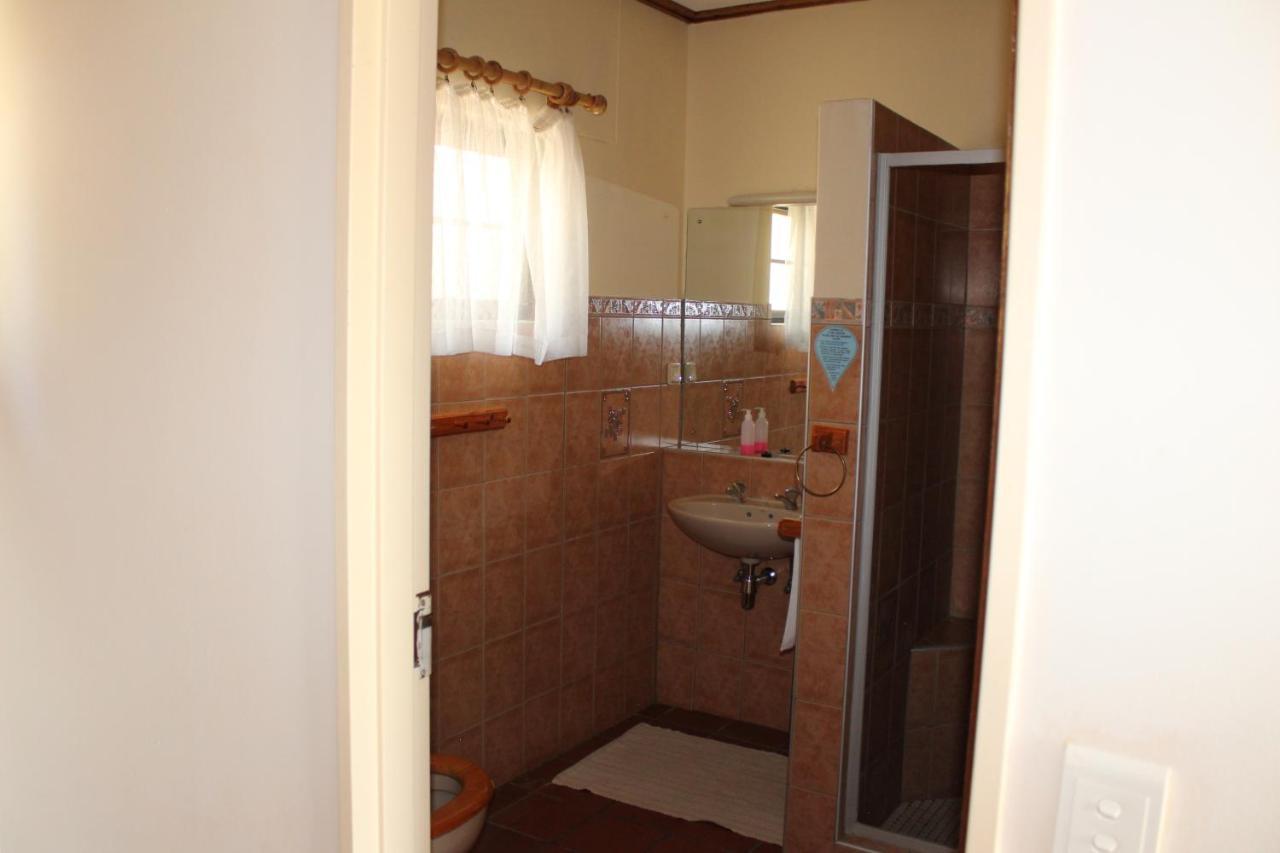 Onganga Hotel Pension Windhoek Eksteriør bilde